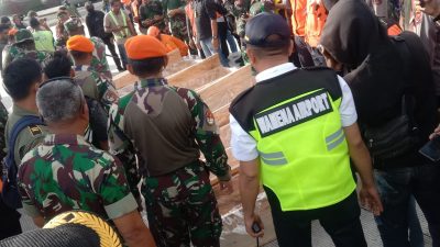 Enam Penumpang dan Kru Jenasah Pesawat SAM AIR Berhasil Dievakuasi Dari TKP