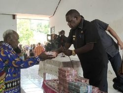 14 Klasis Wilayah Bogo Peroleh Bantuan Keagamaan