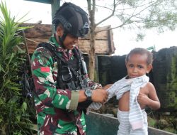 TNI Terus Tebar Pendekatan Humanis Kepada Warga Nduga