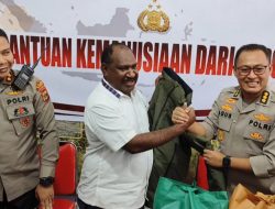 1.500 Jaket dan Sembako dari Kapolri dan Kapolda untuk Warga Terdampak Cuaca Ekstrem di Puncak Papua