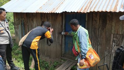 Diduga Suami Bunuh Istri Sendiri, Picu Keluarga Korban Bakar Rumah Terduga Pelaku di Distrik Wollo