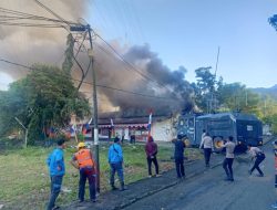 Gedung Pemerintah Kabupaten Jayapura Terbakar