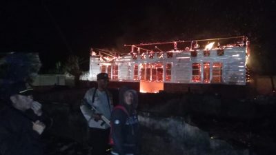 Kantor BKPSDM Dogiyai Terbakar