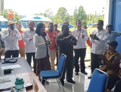 PMI Mamteng Gelar Operasi Mata Katarak Gratis