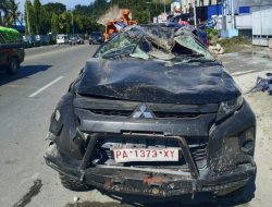 Dipengaruhi Miras, Mobil Terbalik 1 Meninggal Dunia 3 Luka-Luka