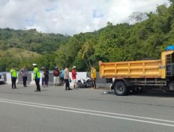 Tabrak Truck Parkir di Jembatan Merah Dengan Motor, Seorang Pelajar Meregang Nyawa