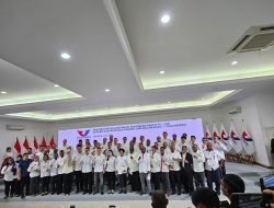 Maximus Tipagau Terima Rekomendasi Calon Bupati Mimika dari Partai Perindo Pusat