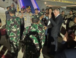 Pilot Philip Mark Mehrtens Tiba di Jakarta dengan Selamat