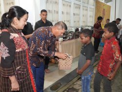 Kasdam XVII/Cenderawasih Gelar Doa Bersama Dan Bagikan Santunan