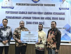 Pemda Yahukimo Serahkan Bantuan Hibah, Ini Daftar Penerimanya