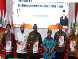 Penjabat Gubernur Papua Tengah menyerahkan DPA 2024 sebesar Rp4,8 T