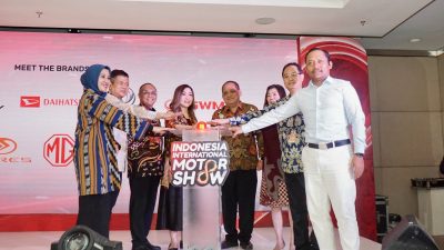 Danamon, Adira Finance, dan MUFG Hadirkan Solusi Keuangan Terpadu di IIMS Surabaya 2025
