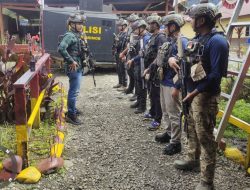 Satgas Damai Cartenz Amankan Bandara Aminggaru Ilaga di Tengah Kontak Senjata