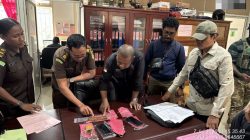 Satgas Damai Cartenz Limpahkan Dua Oknum Polisi Terduga Penjual Amunisi ke Kejaksaan