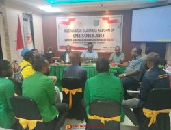 Ketua DPRD Mamberamo Tengah Piter Togodly Terima Aspirasi Mahasiswa di Wamena