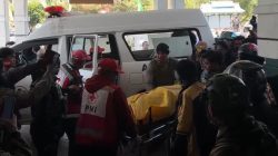 Satgas Damai Cartenz Evakuasi Jenazah Tukang Ojek Korban Penembakan di Puncak Jaya