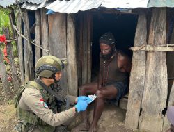 Wujudkan Papua Sehat, Satgas Damai Cartenz 2026 Hadirkan Layanan Medis ‘Door-to-Door’ di Sinak