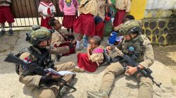 Sentuhan Humanis di Jantung Paniai: Satgas Damai Cartenz 2026 Pererat Silaturahmi Lewat Patroli Dialogis