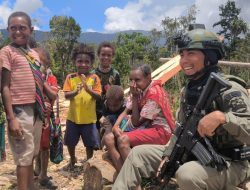 Tawa Ceria Anak-Anak Sugapa Warnai Patroli Humanis Satgas Damai Cartenz-2026 di Intan Jaya