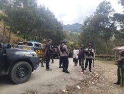 Sentuhan Humanis di Pegunungan Papua: Satgas Damai Cartenz dan Polres Lanny Jaya Pererat Hubungan dengan Warga