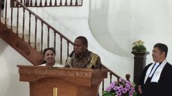 Wujudkan Kerinduan Jemaat, Keluarga Bupati Yonas Kenelak Serahkan Penataan Halaman GKI Zoar Abeale