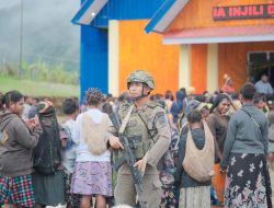 Sinergi Humanis di Kiwirok: Satgas Damai Cartenz Kawal Peresmian Gereja Injil Indonesia