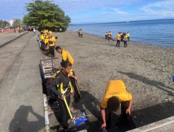 Sambut HUT Bhayangkara ke-80, Polda Papua Tengah Hijaukan Pesisir Nabire Lewat Gerakan Indonesia Asri