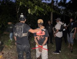 Lumpuhkan Anggota Jaringan KKB Yahukimo, Satgas Ops Damai Cartenz 2026 Sita Amunisi dan Atribut Militer