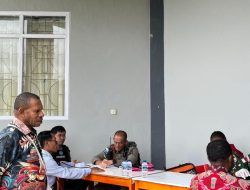 Perkuat Silaturahmi di Pegunungan Bintang, Satgas Damai Cartenz Berikan Pelayanan Kesehatan Gratis untuk Warga Oksibil