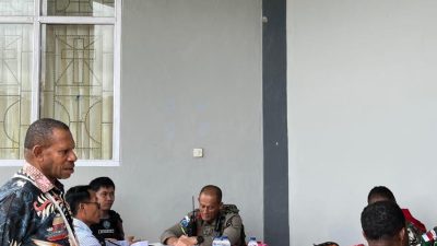 Perkuat Silaturahmi di Pegunungan Bintang, Satgas Damai Cartenz Berikan Pelayanan Kesehatan Gratis untuk Warga Oksibil