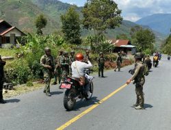 Sapa Warga Distrik Muara, Patroli Gabungan TNI-Polri Pastikan Puncak Jaya Aman dan Kondusif